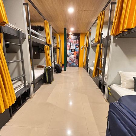 Forrest Hostels Mumbai Exterior foto